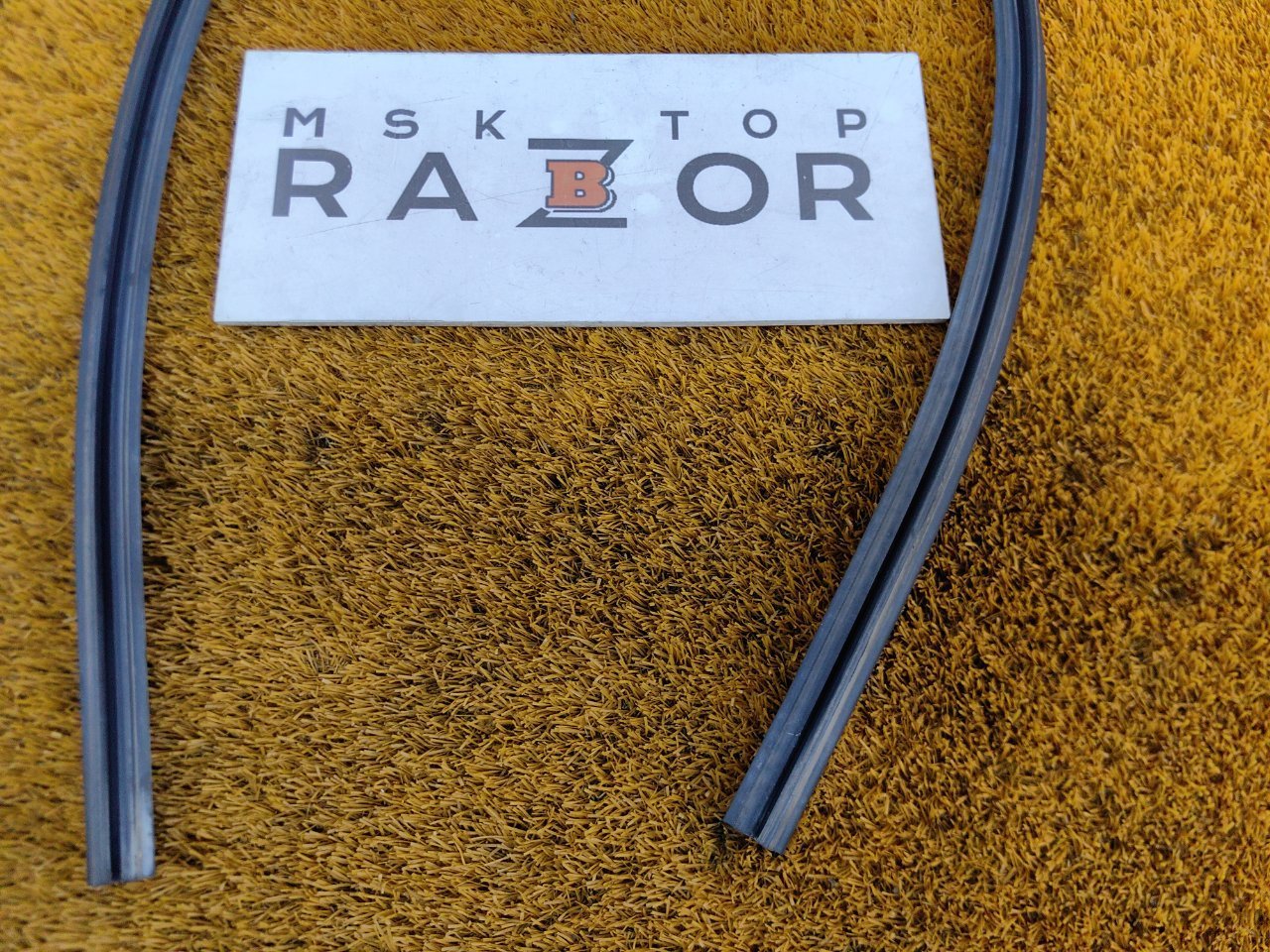 Уплотнитель жабо