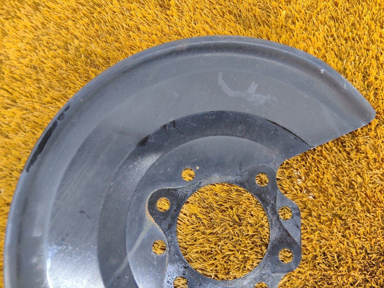 Пыльник тормозного диска