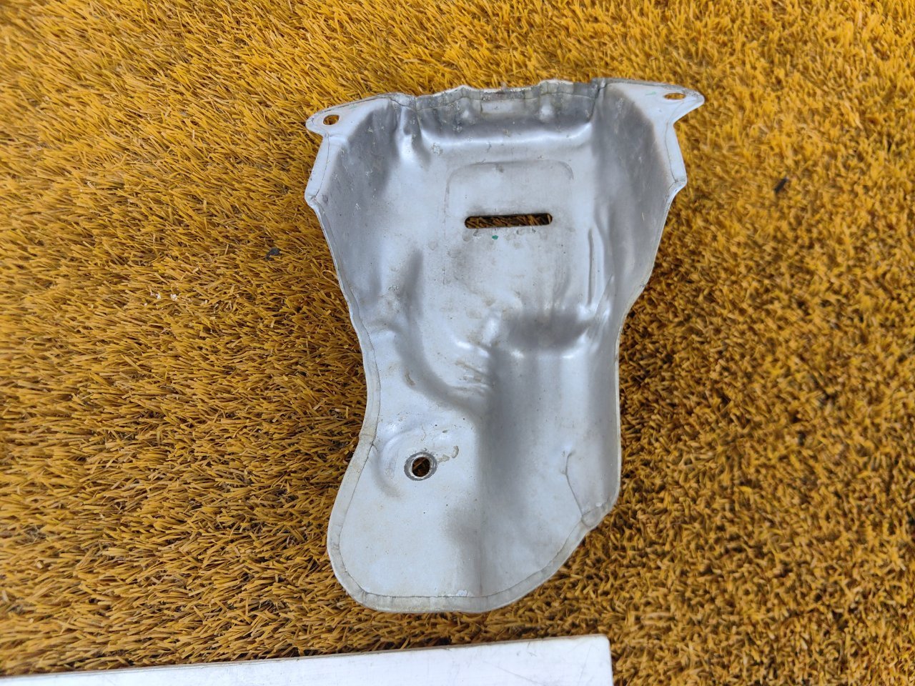 Экран коллектора выпускного