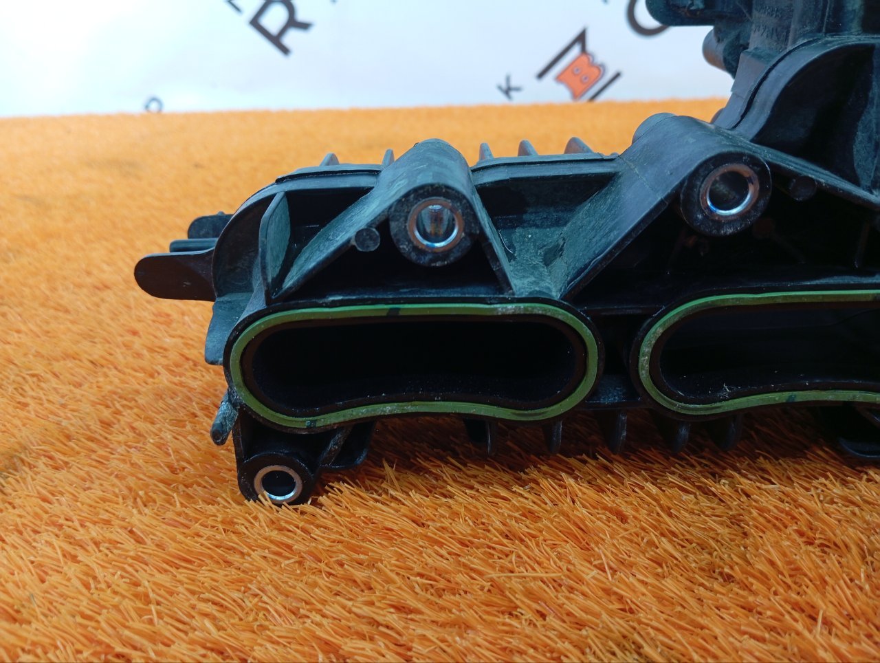 Коллектор впускной