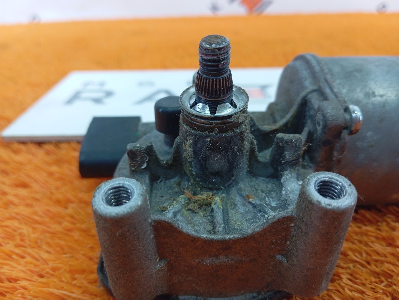 Мотор стеклоочистителя