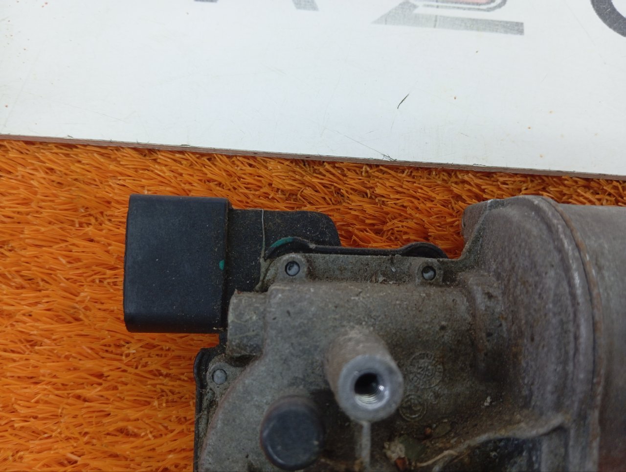 Мотор стеклоочистителя