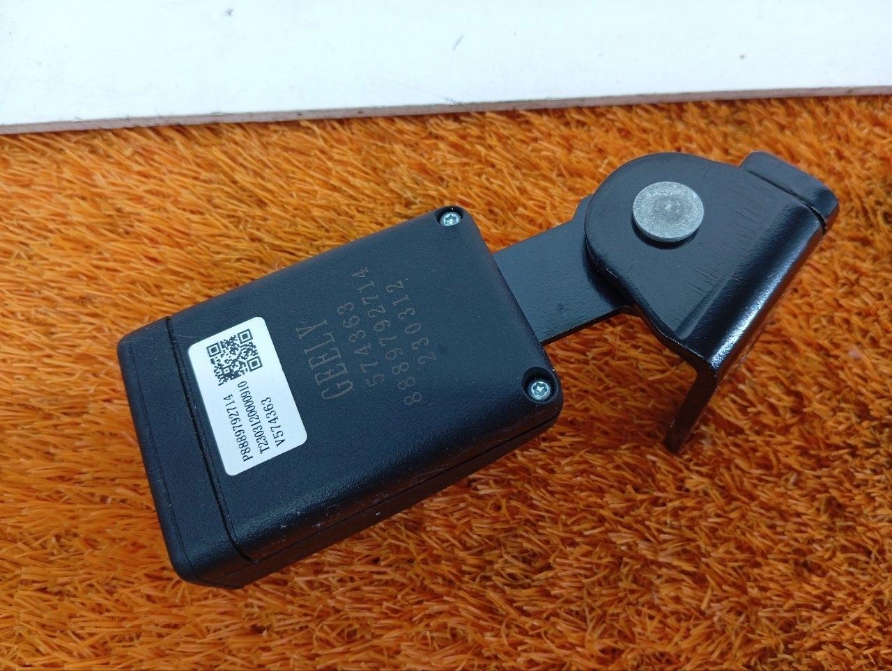 Ответная часть ремня безопасности