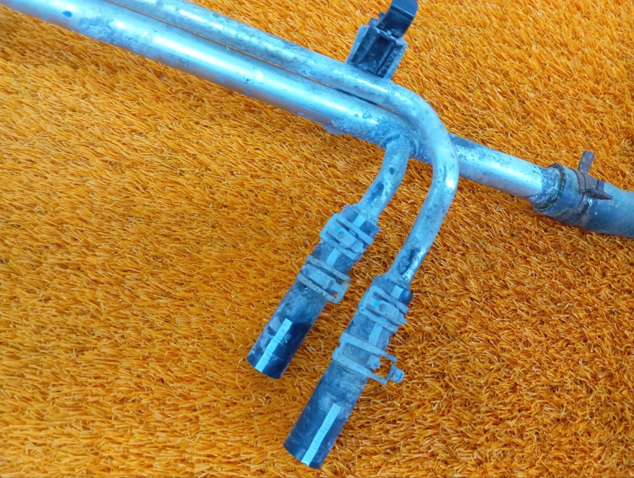 Трубка системы охлаждения