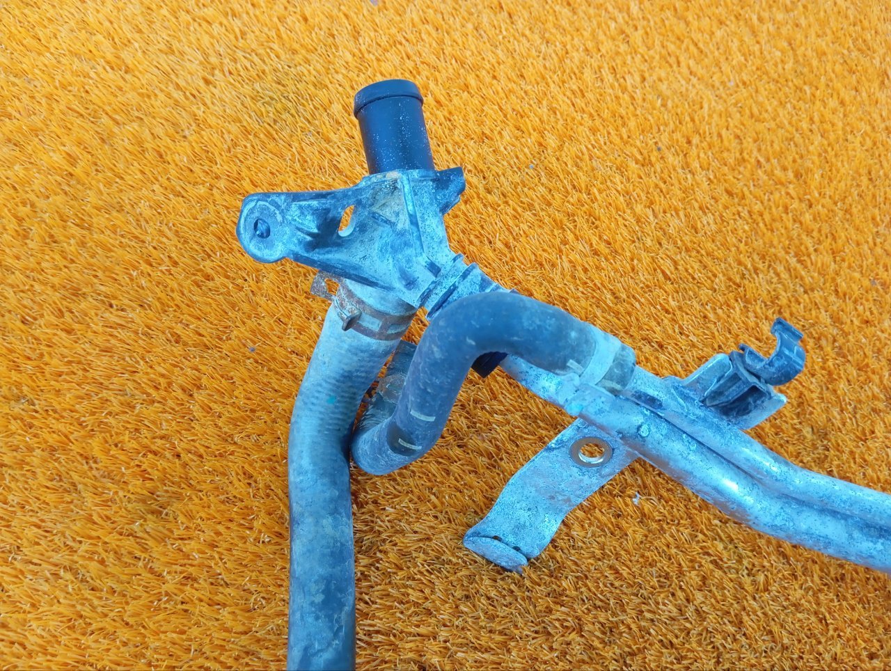 Трубка системы охлаждения