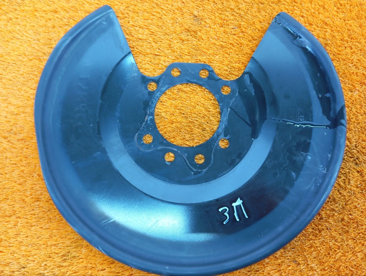 Пыльник тормозного диска