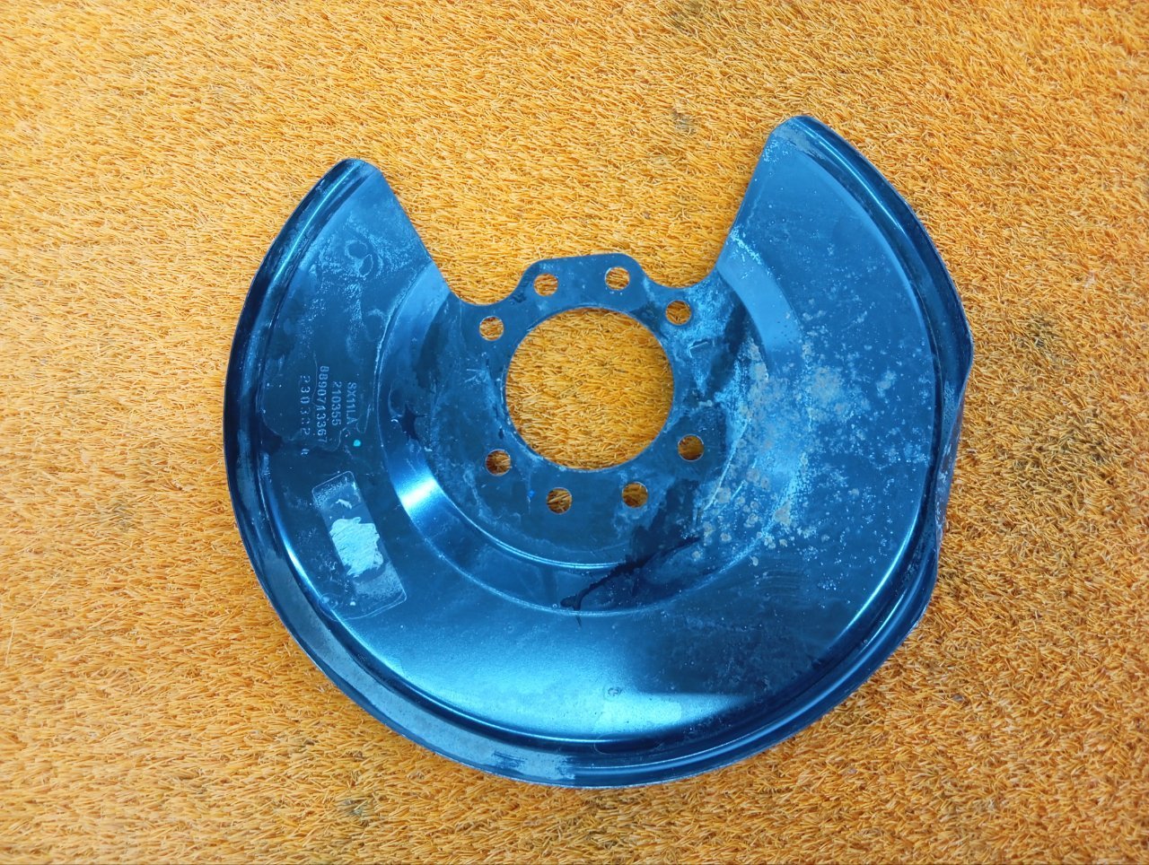 Пыльник тормозного диска