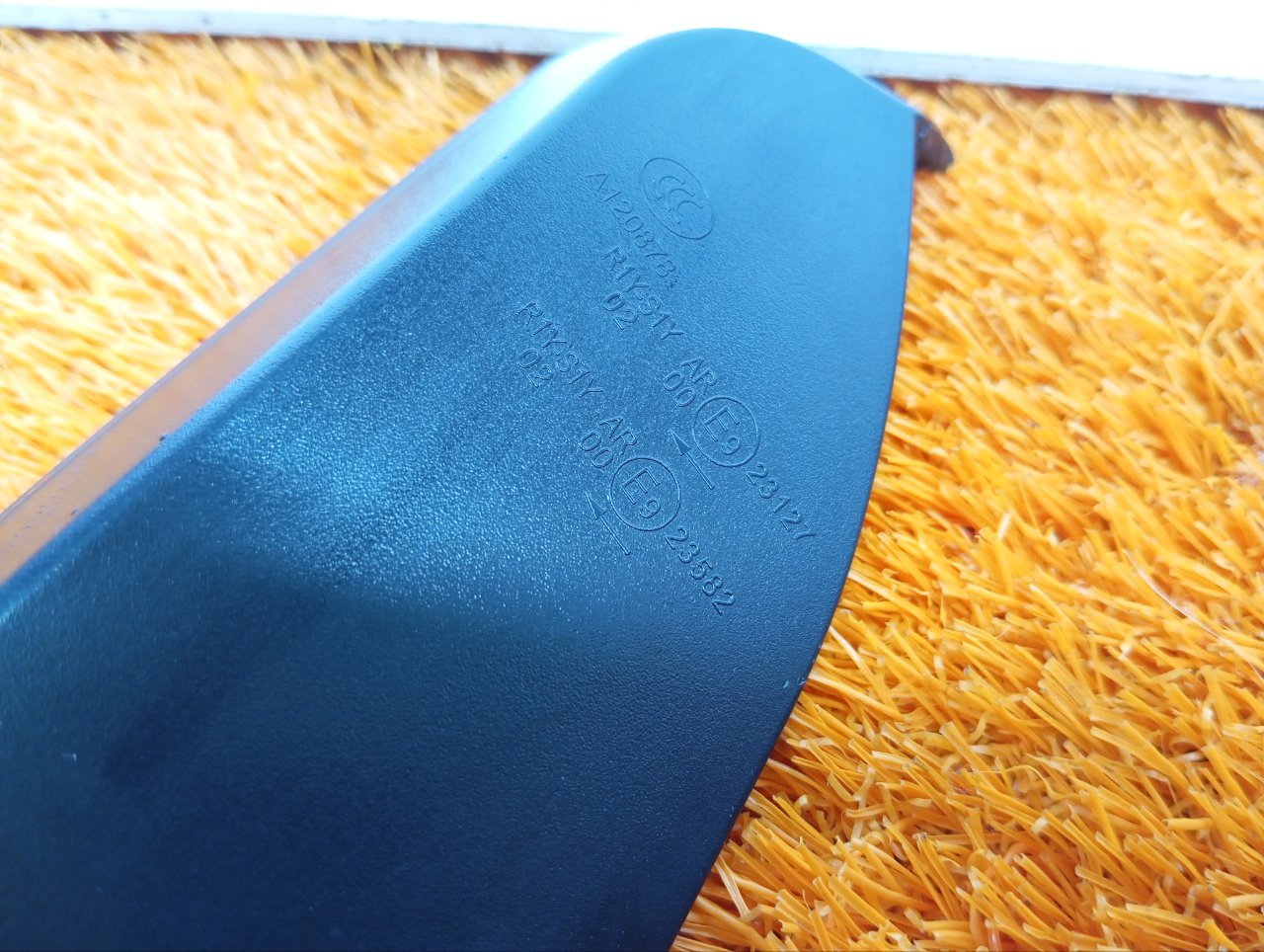 Накладка в салоне