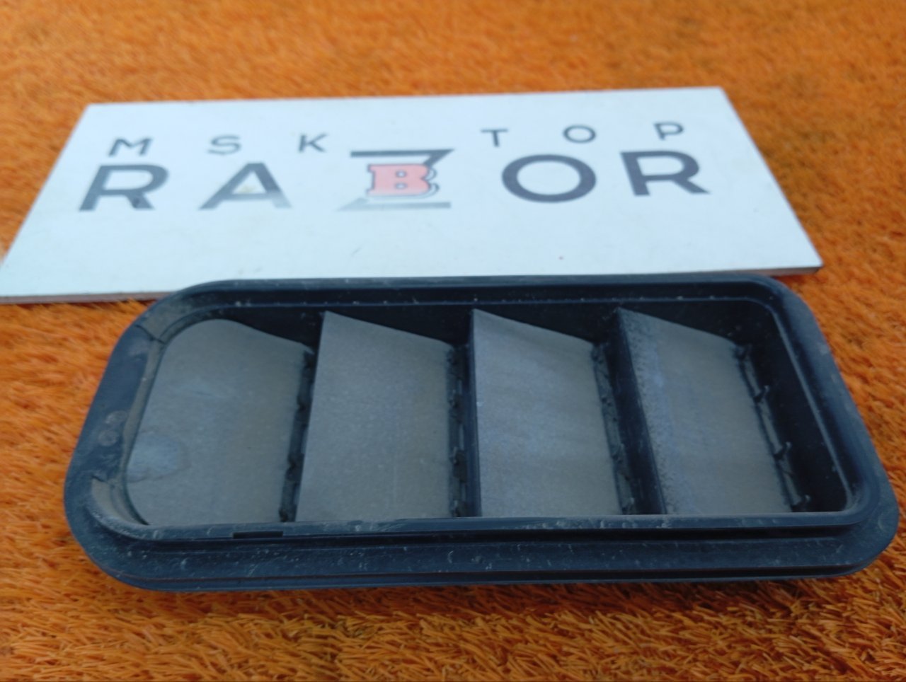 Решетка вентиляционная