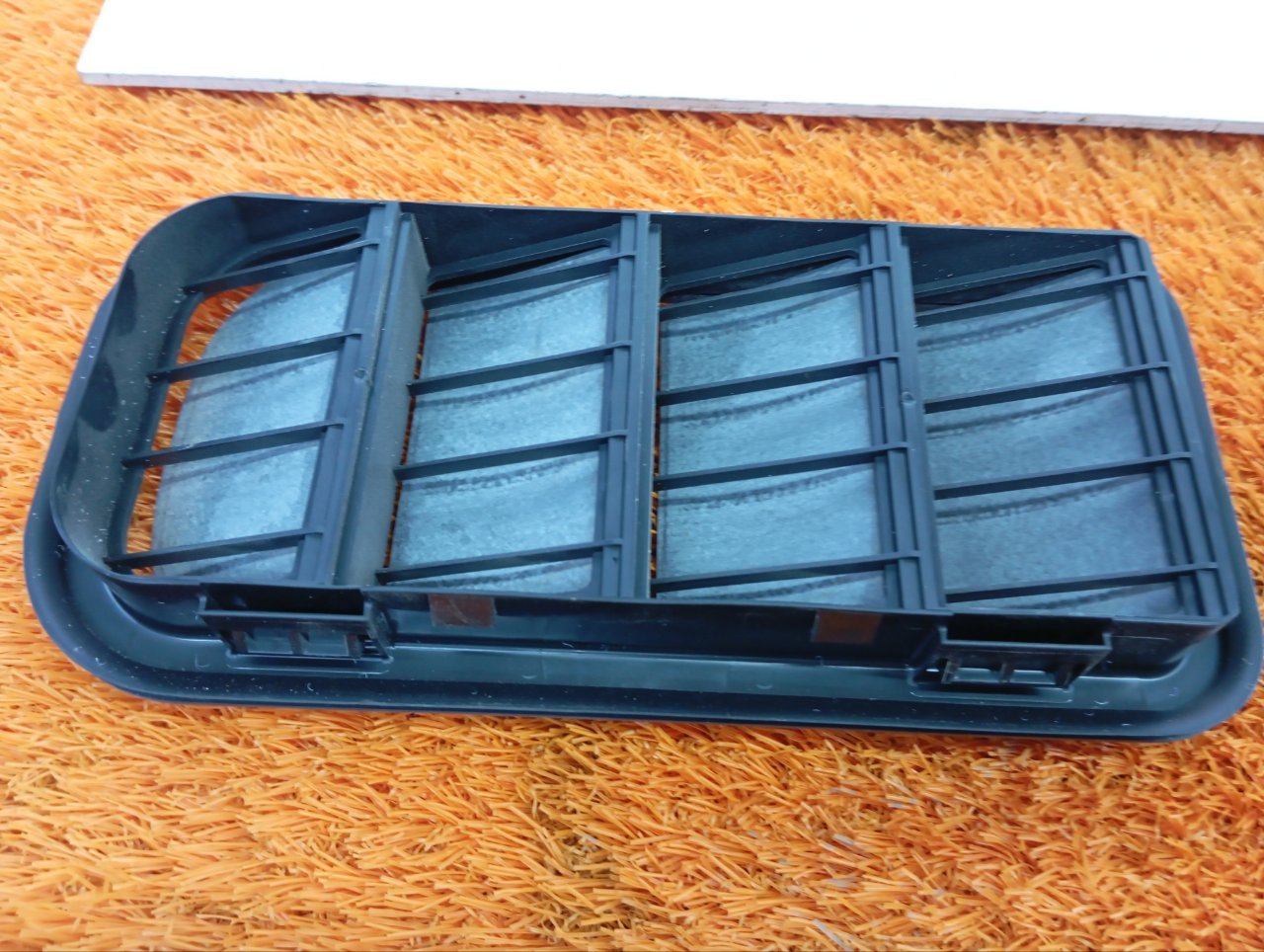 Решетка вентиляционная