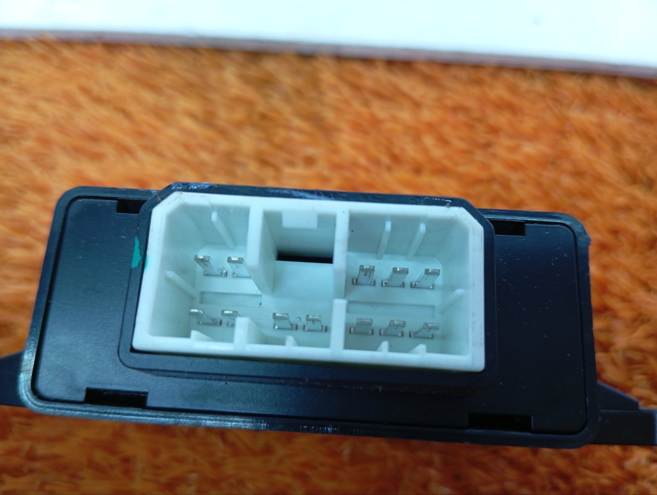 Блок кнопок обогрева руля и сидений