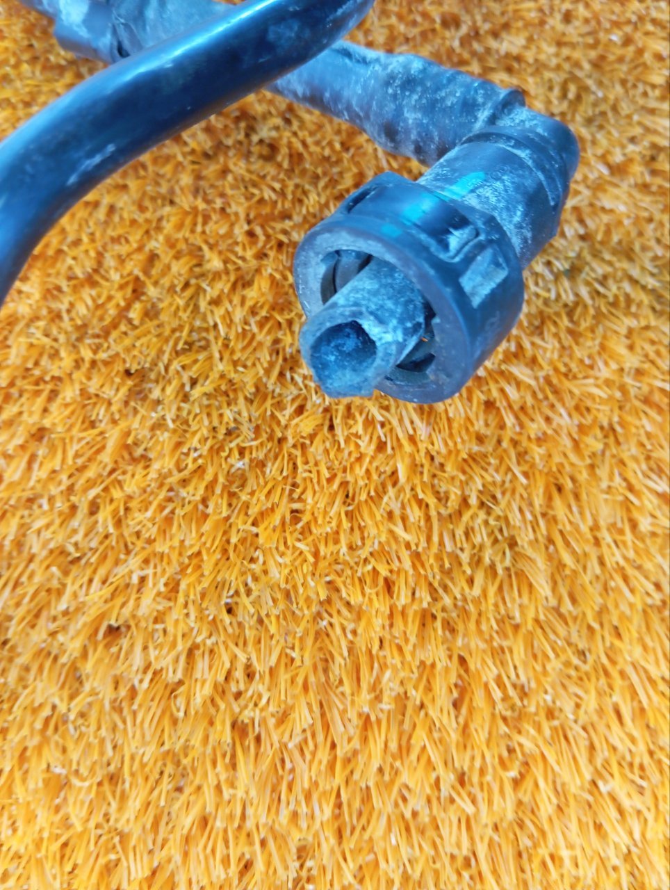 Трубка топливная