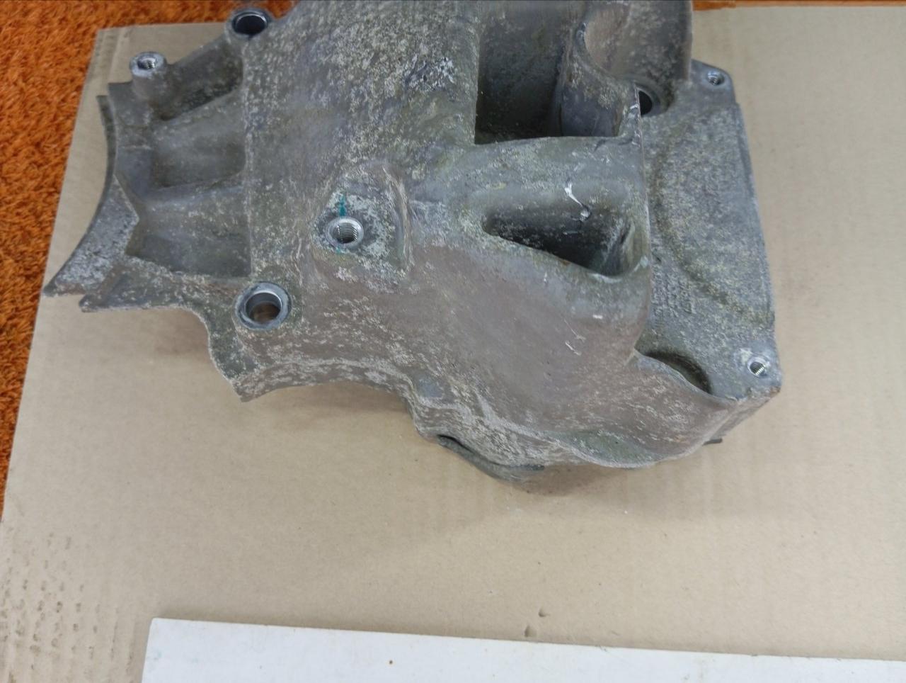 Кронштейн двигателя