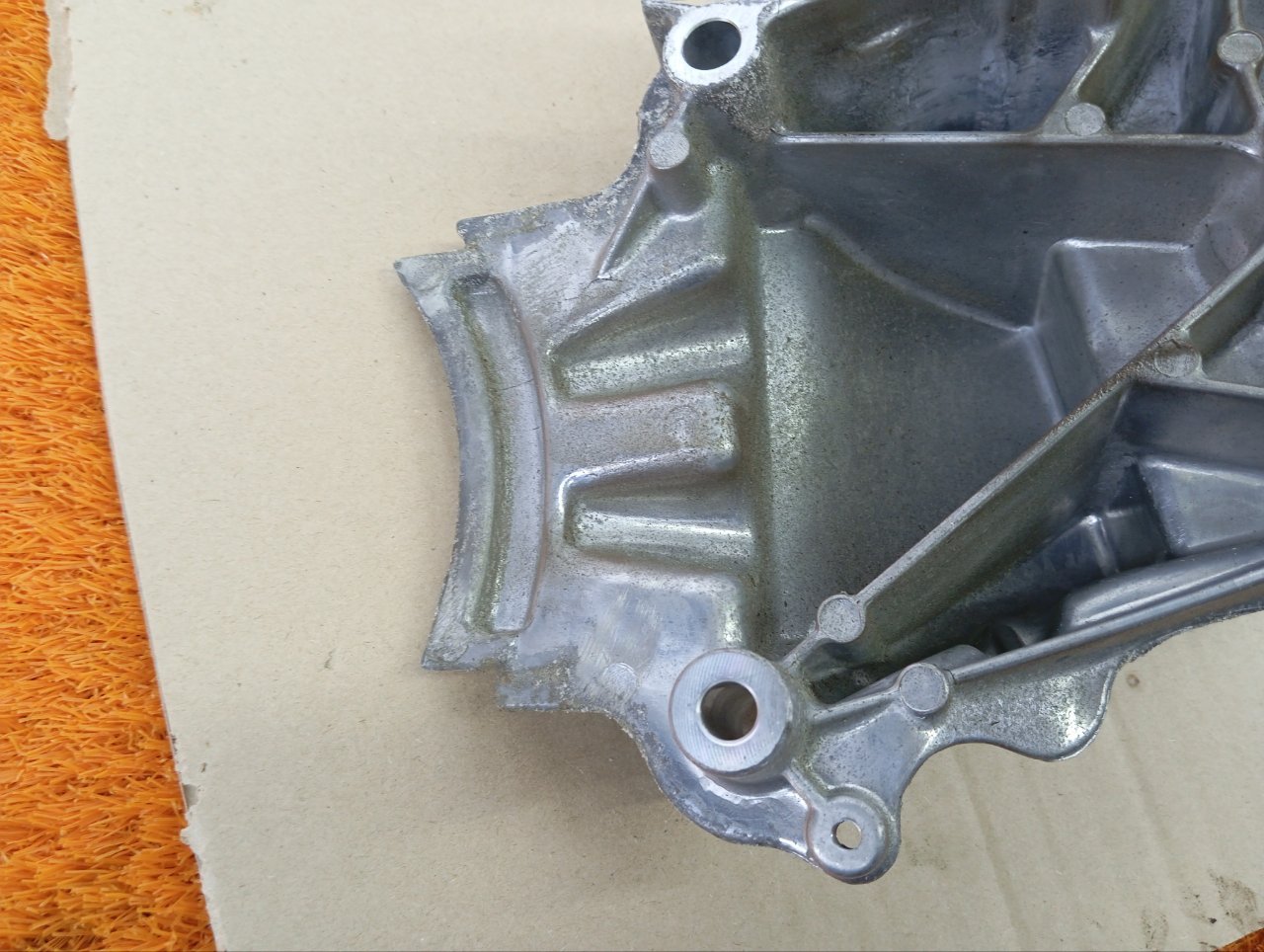 Кронштейн двигателя