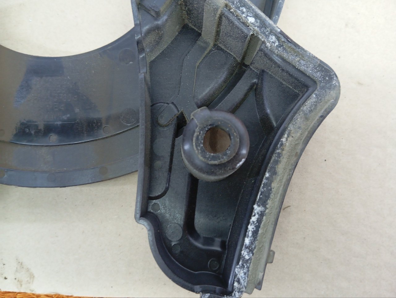 Крышка коленвала