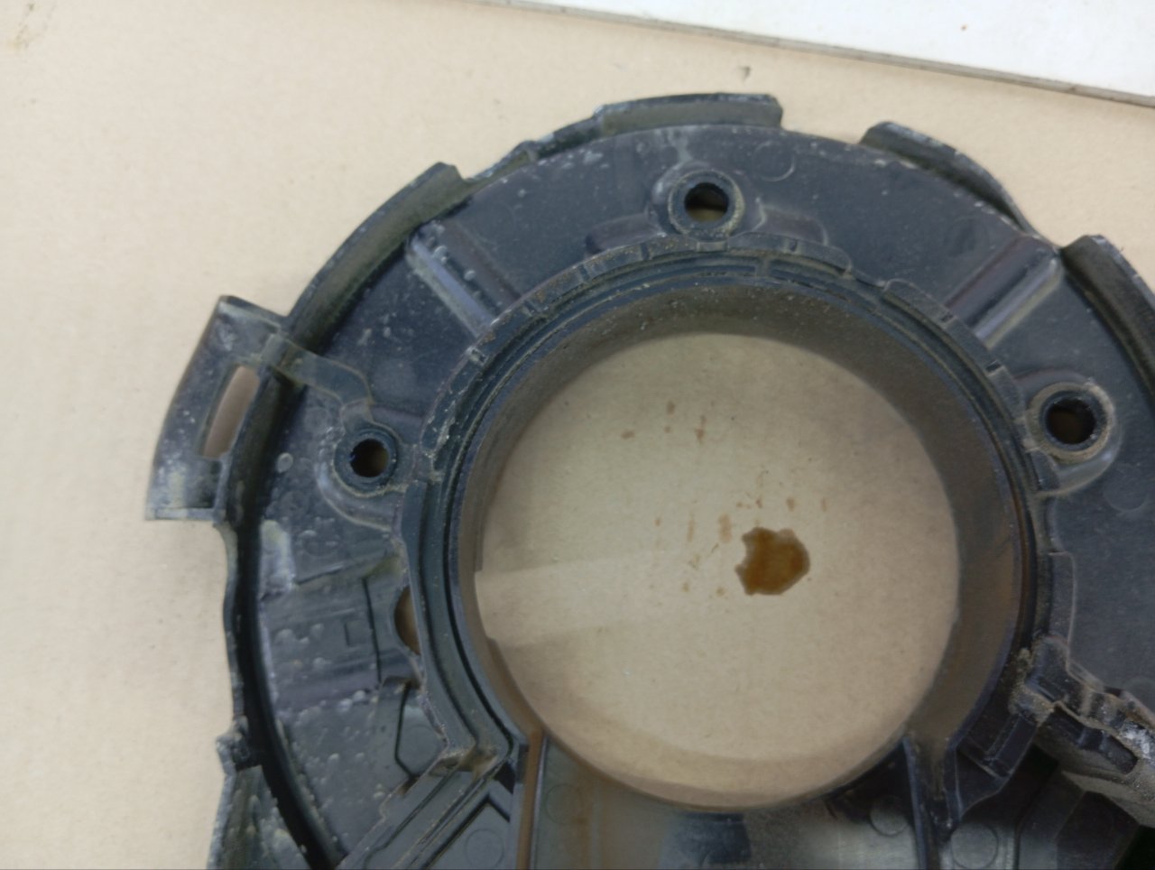 Крышка коленвала