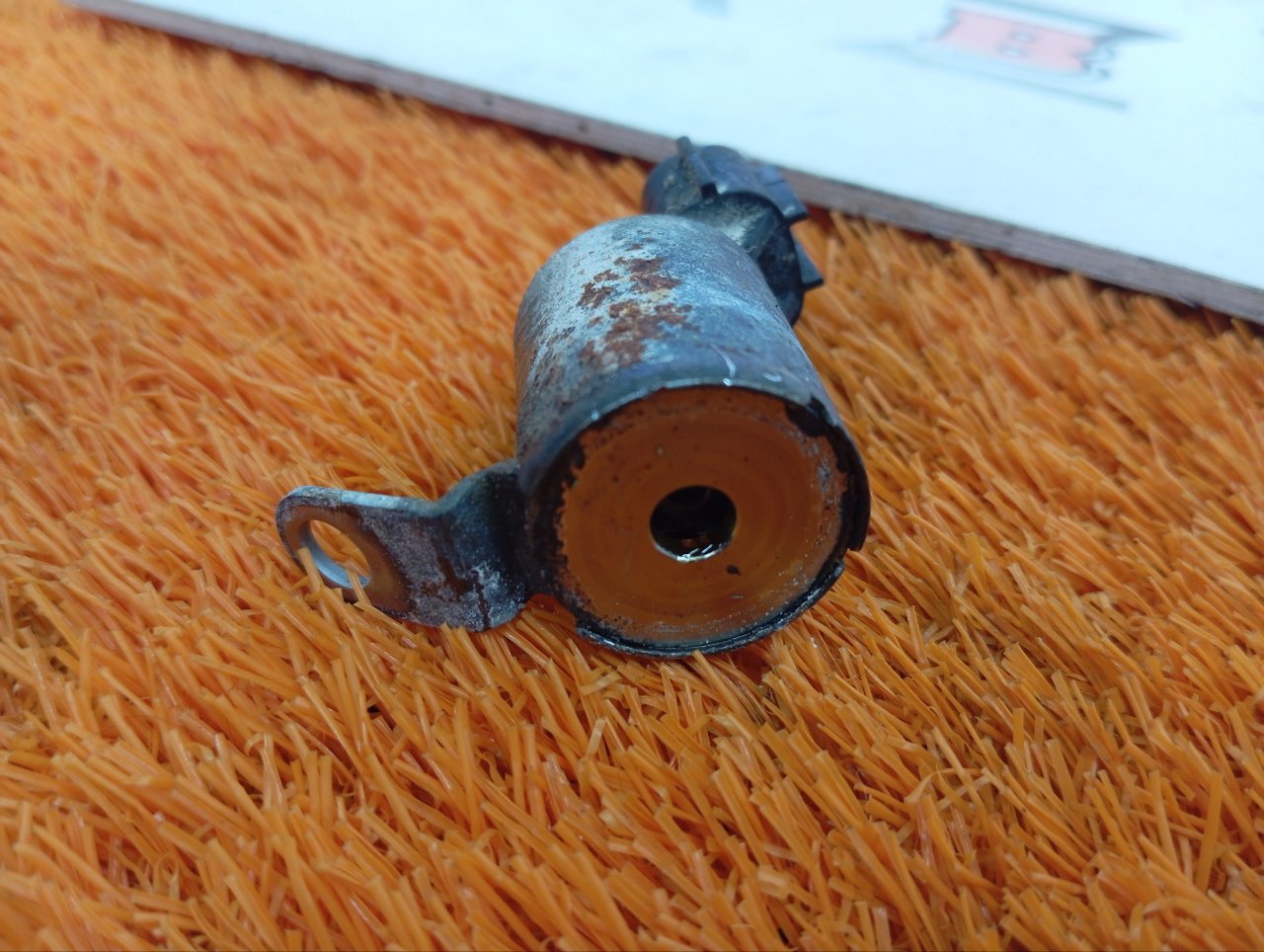 Клапан фазорегулятора