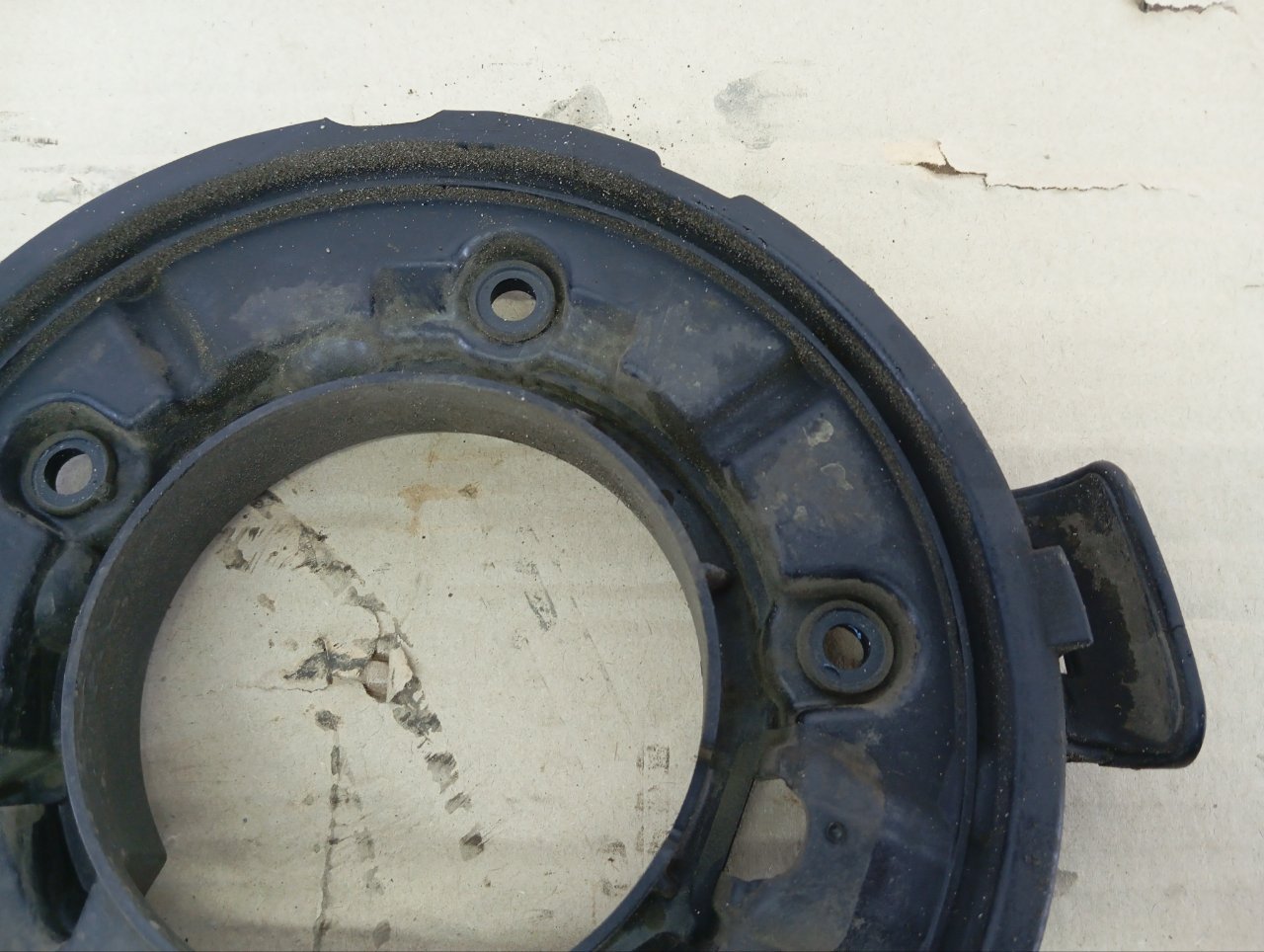 Крышка коленвала