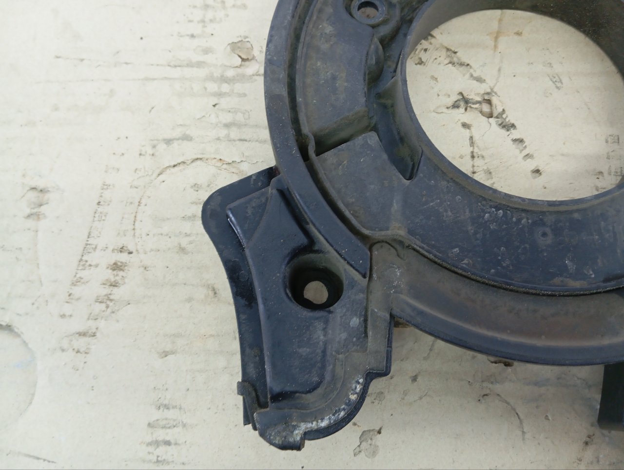 Крышка коленвала