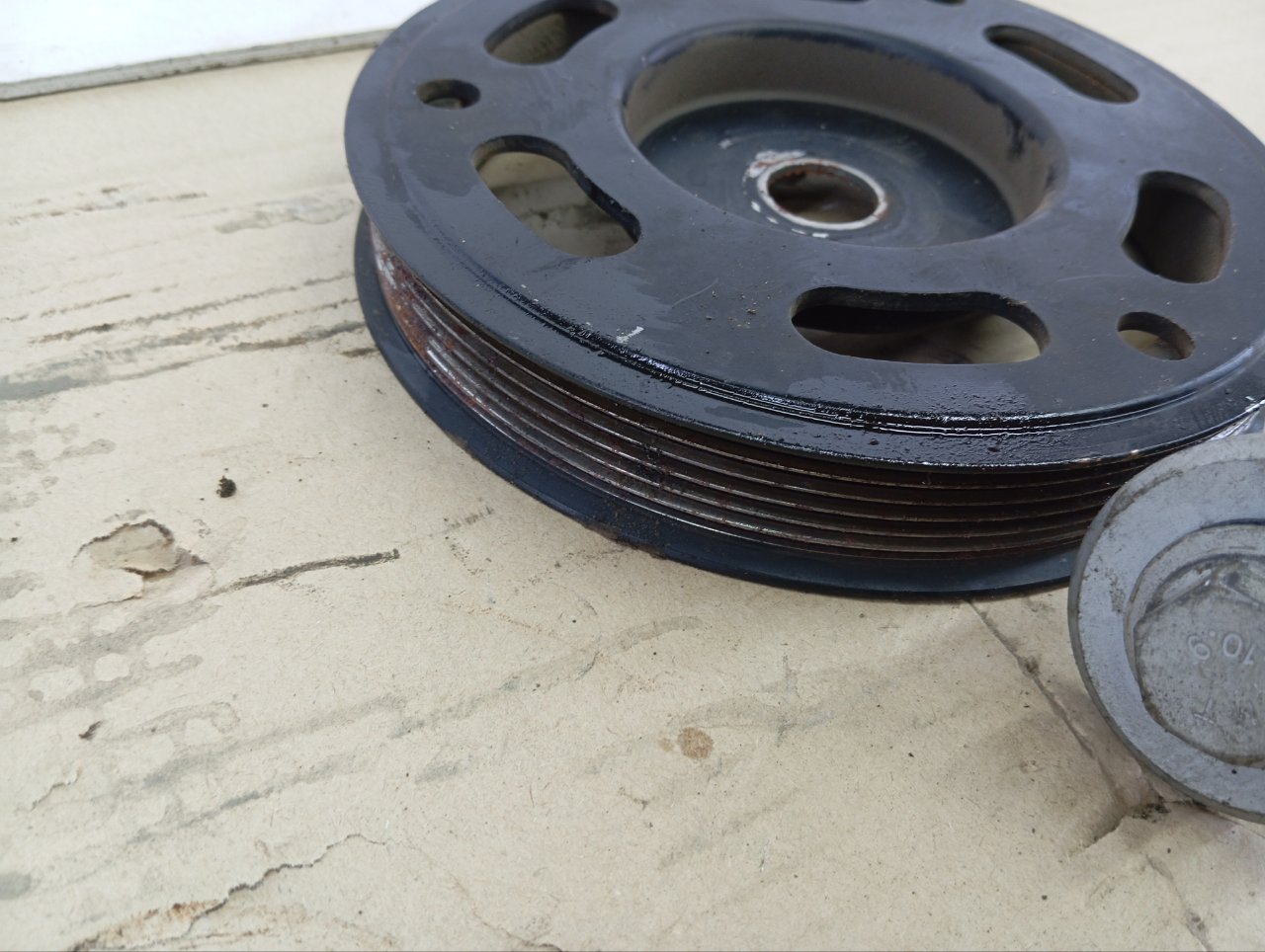 Шкив коленвала