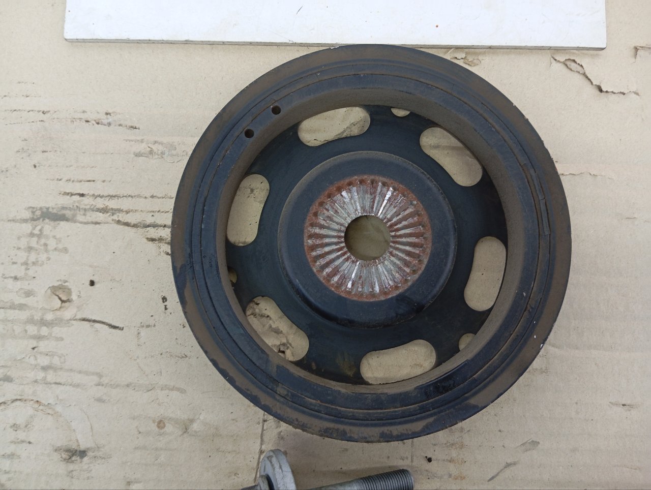 Шкив коленвала