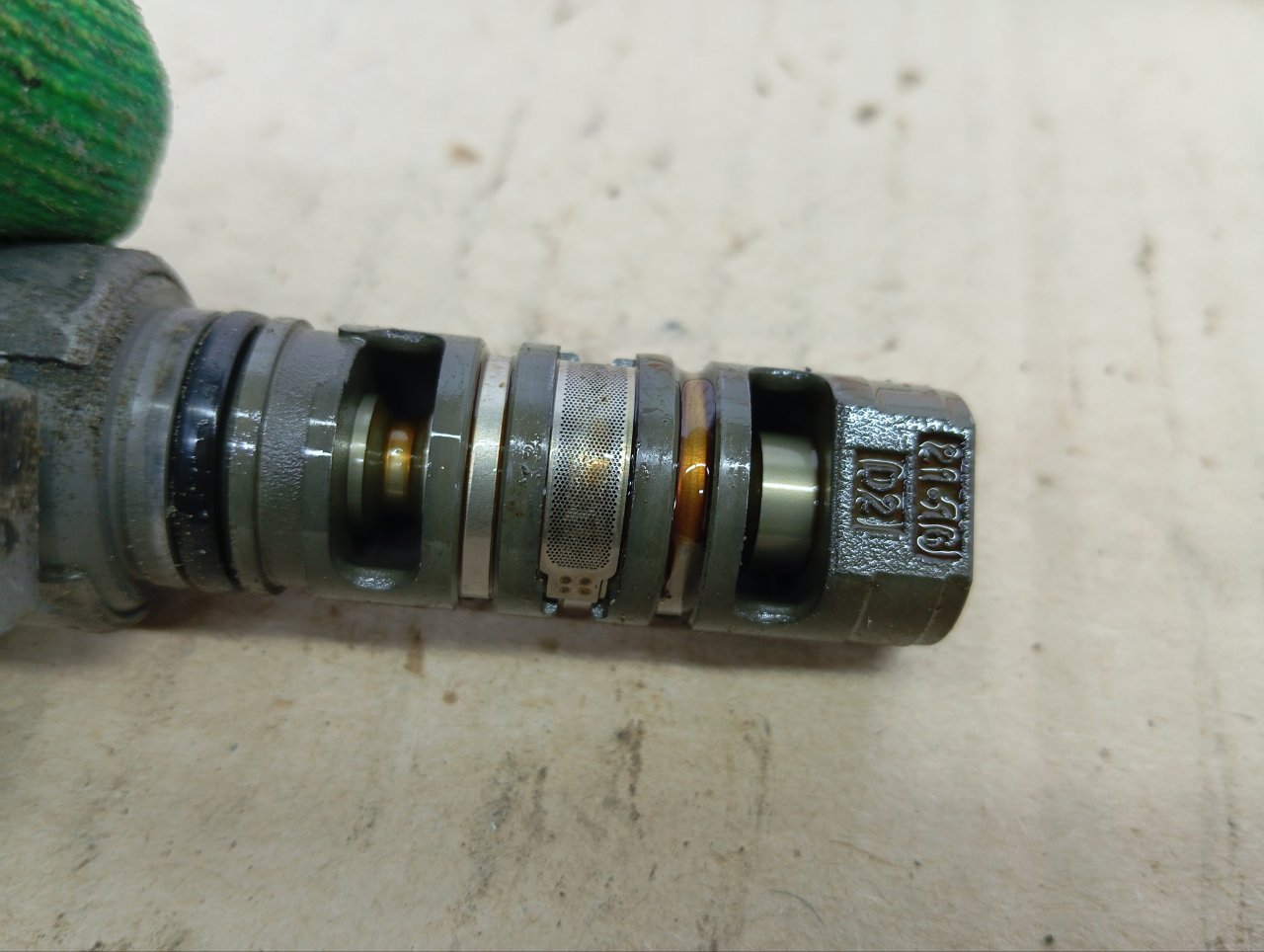 Клапан фазорегулятора