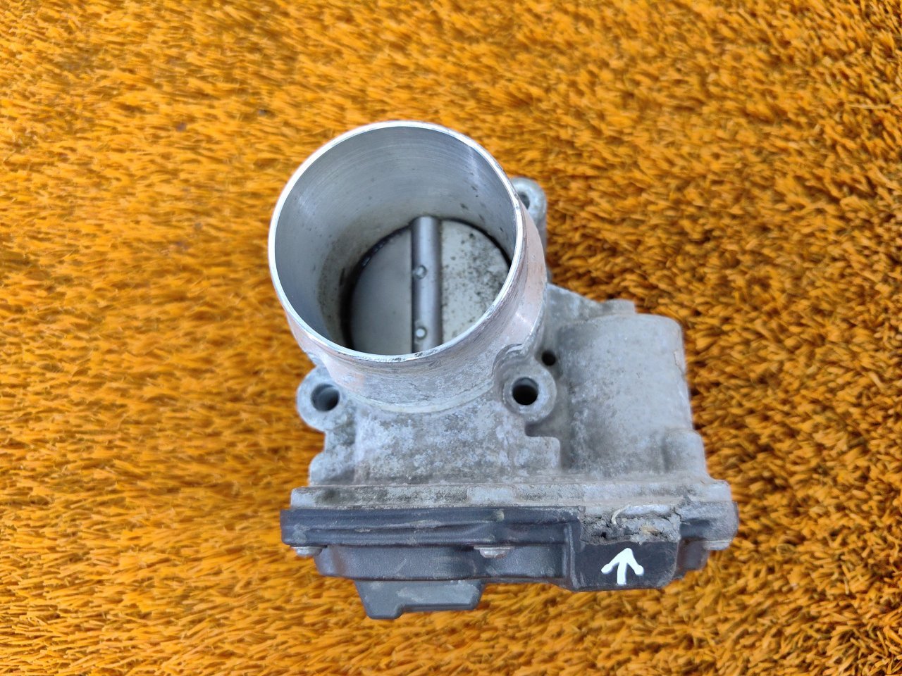 Дроссельная заслонка