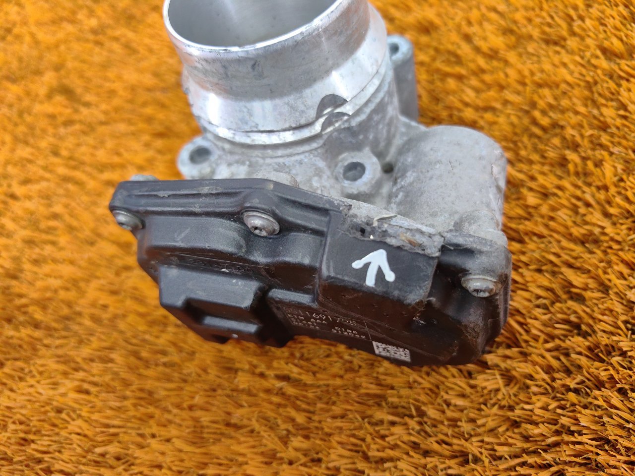 Дроссельная заслонка