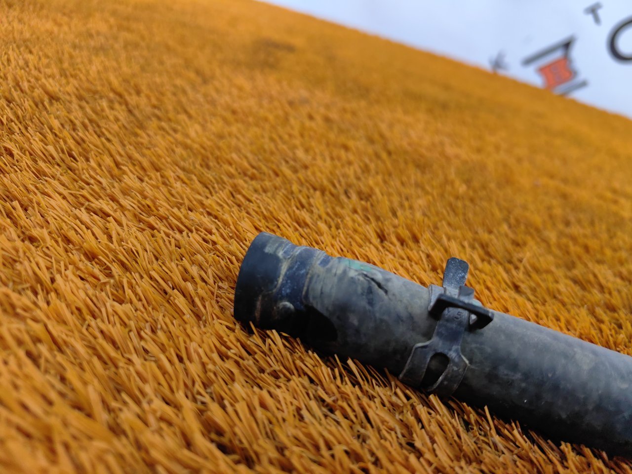 Патрубок системы охлаждения