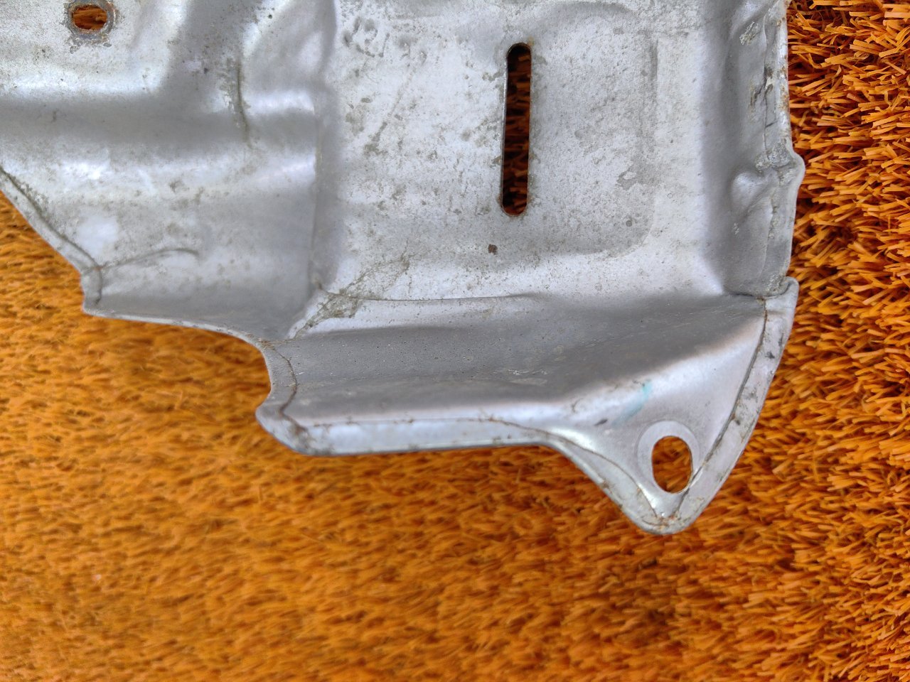 Экран коллектора выпускного