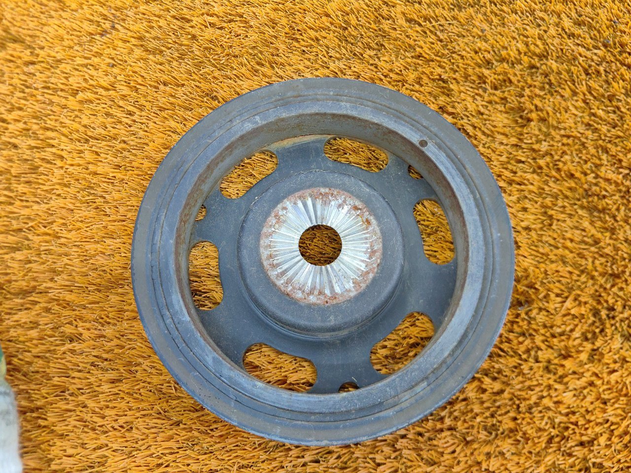 Шкив коленвала