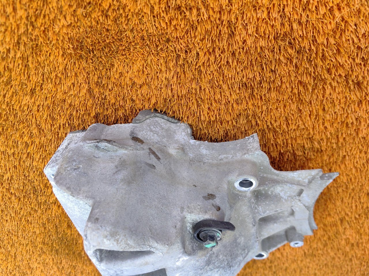 Кронштейн двигателя