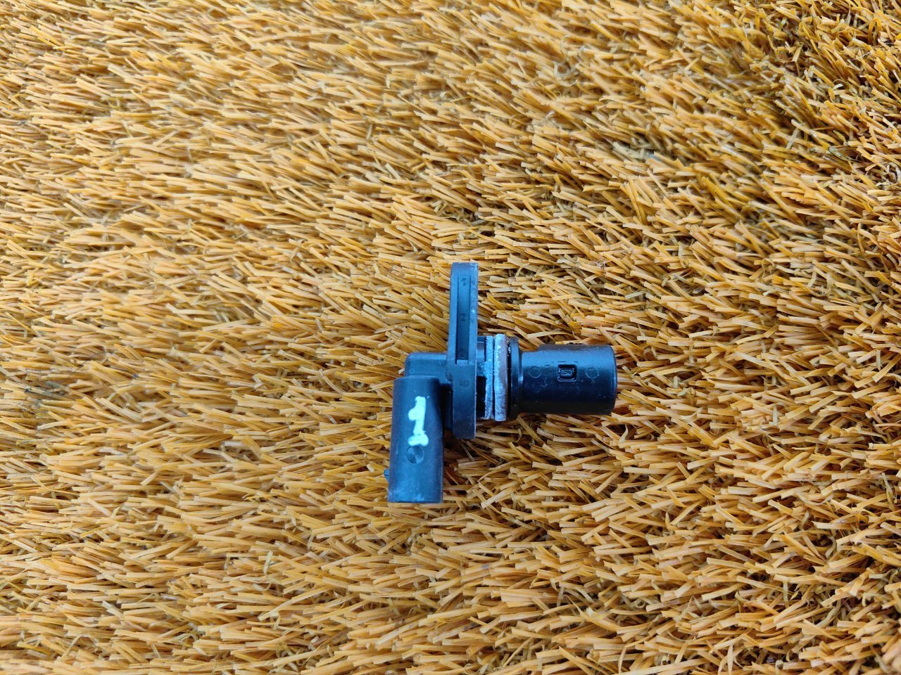 Датчик положения распредвала