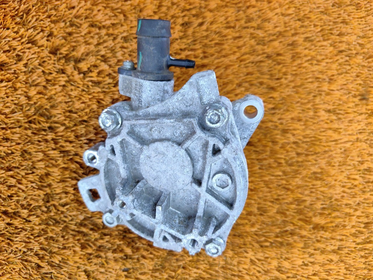 Насос вакуумный