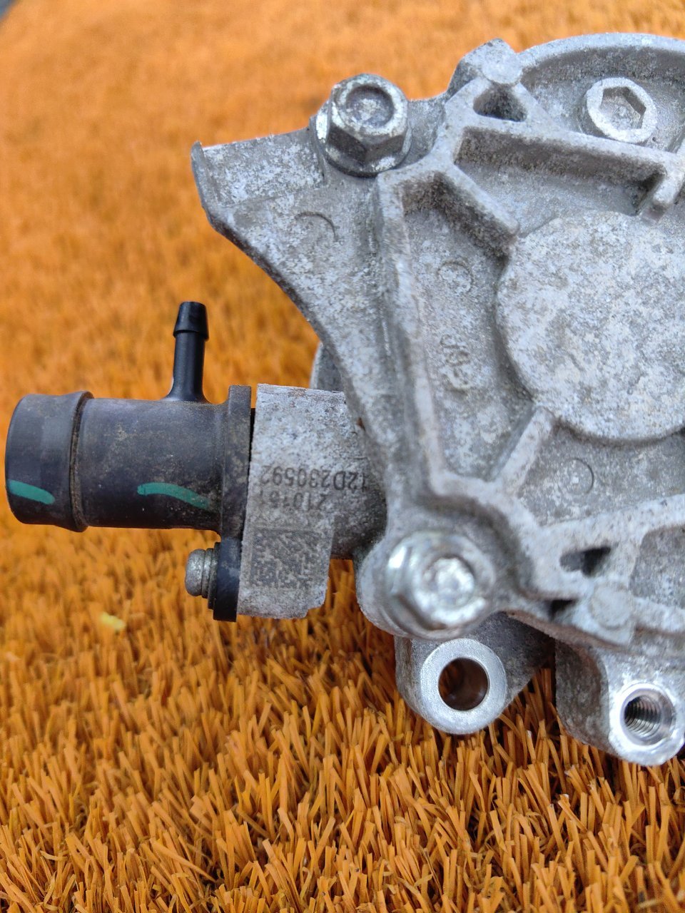 Насос вакуумный