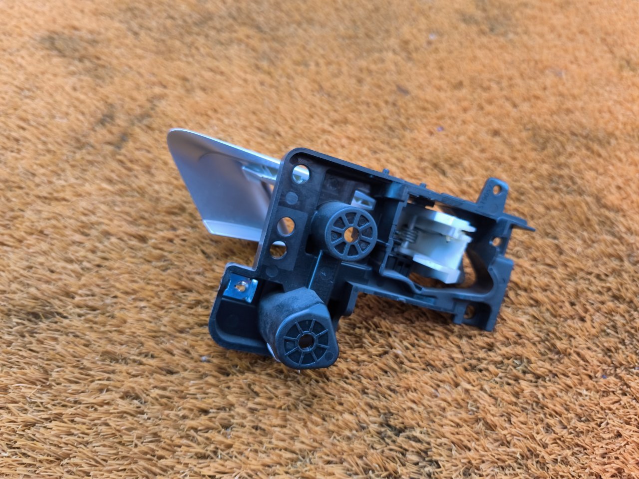 Ручка двери внутренняя