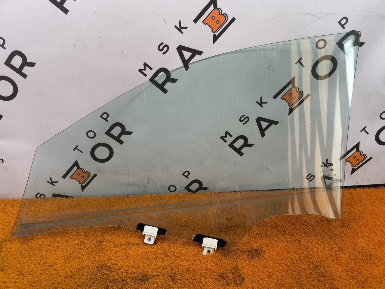 Стекло двери