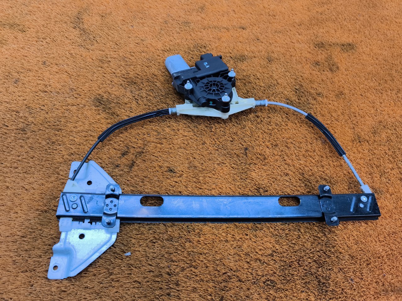 Стеклоподъемник