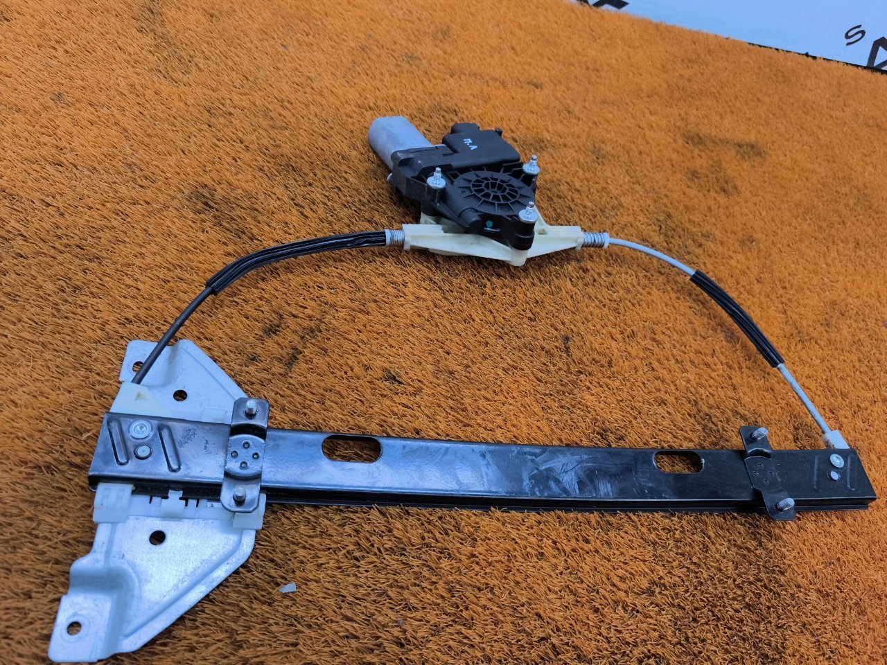 Стеклоподъемник