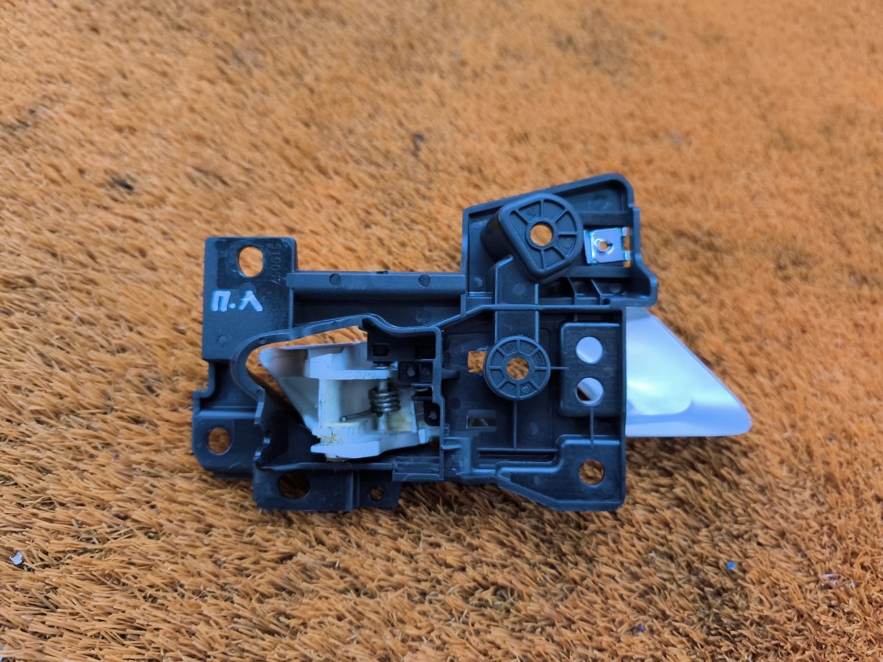 Ручка двери внутренняя