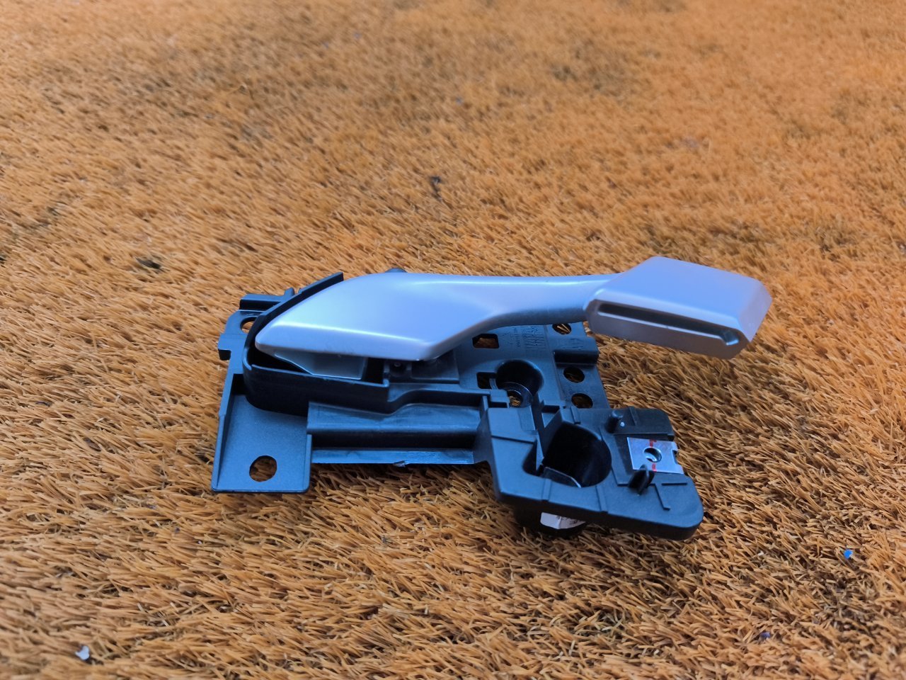 Ручка двери внутренняя