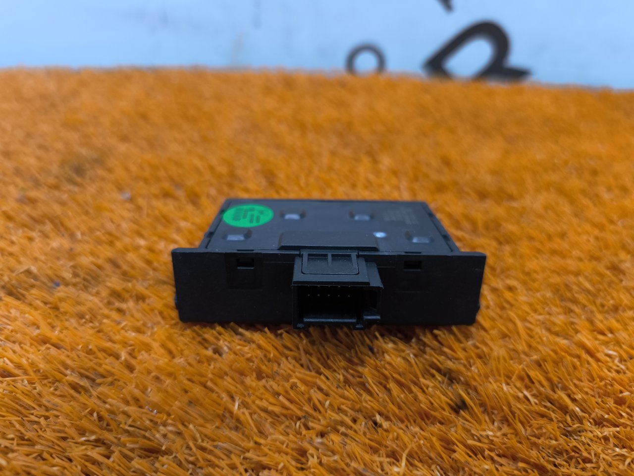 Кнопка запуска двигателя