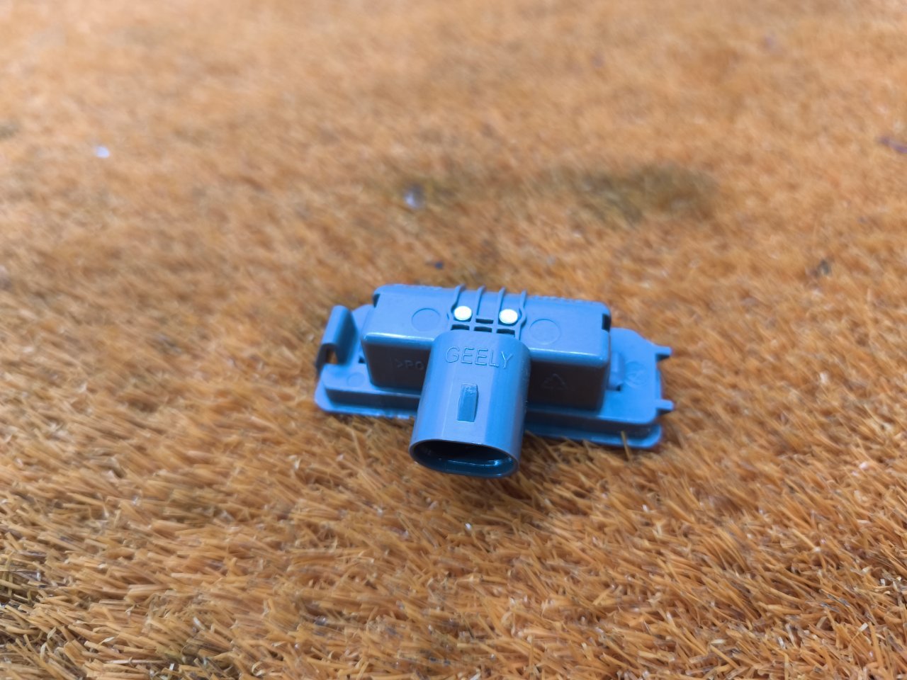 Плафон подсветки бардачка