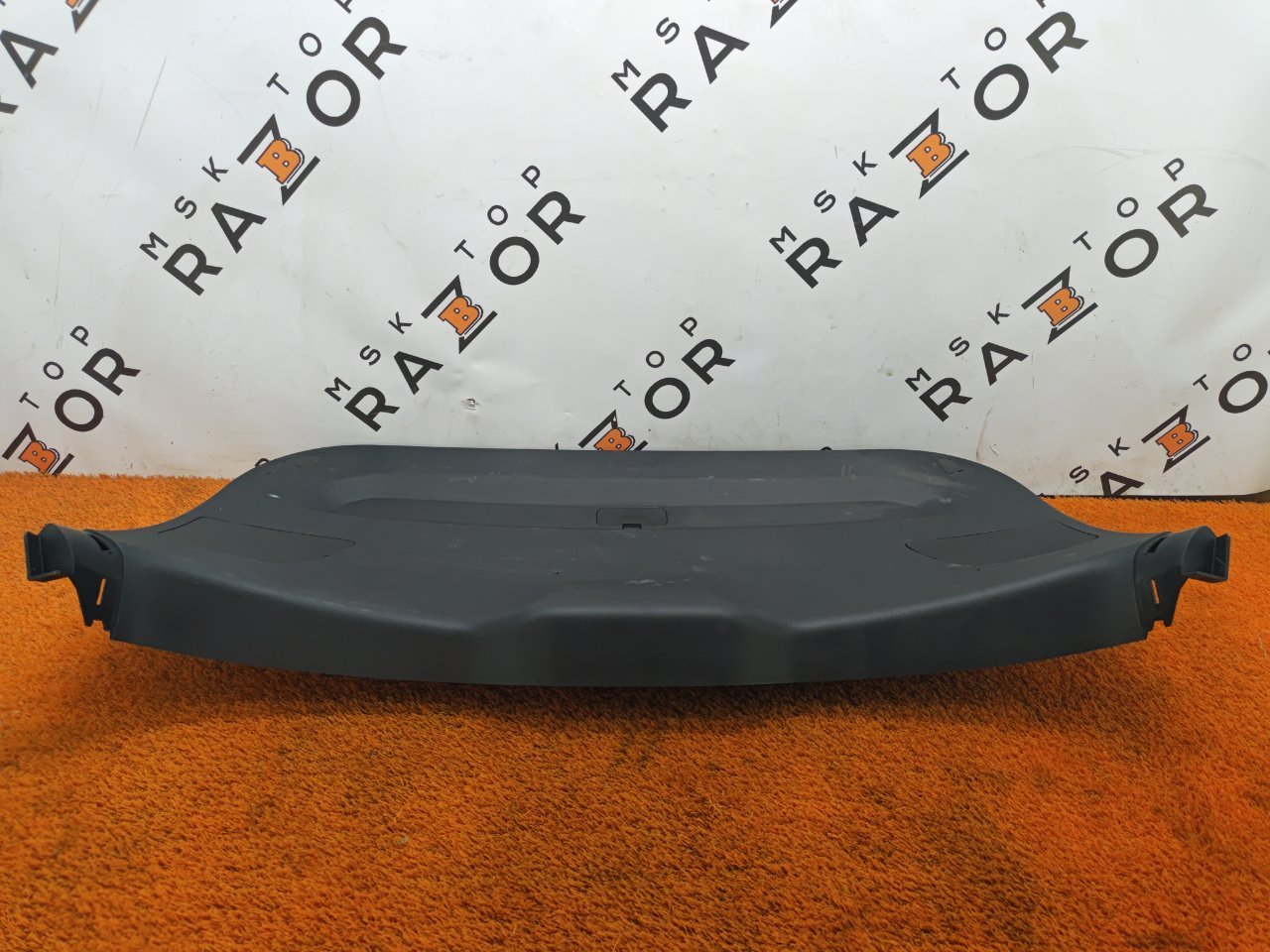 Обшивка двери багажника