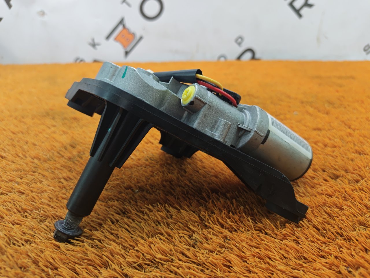 Моторчик стеклоочистителя