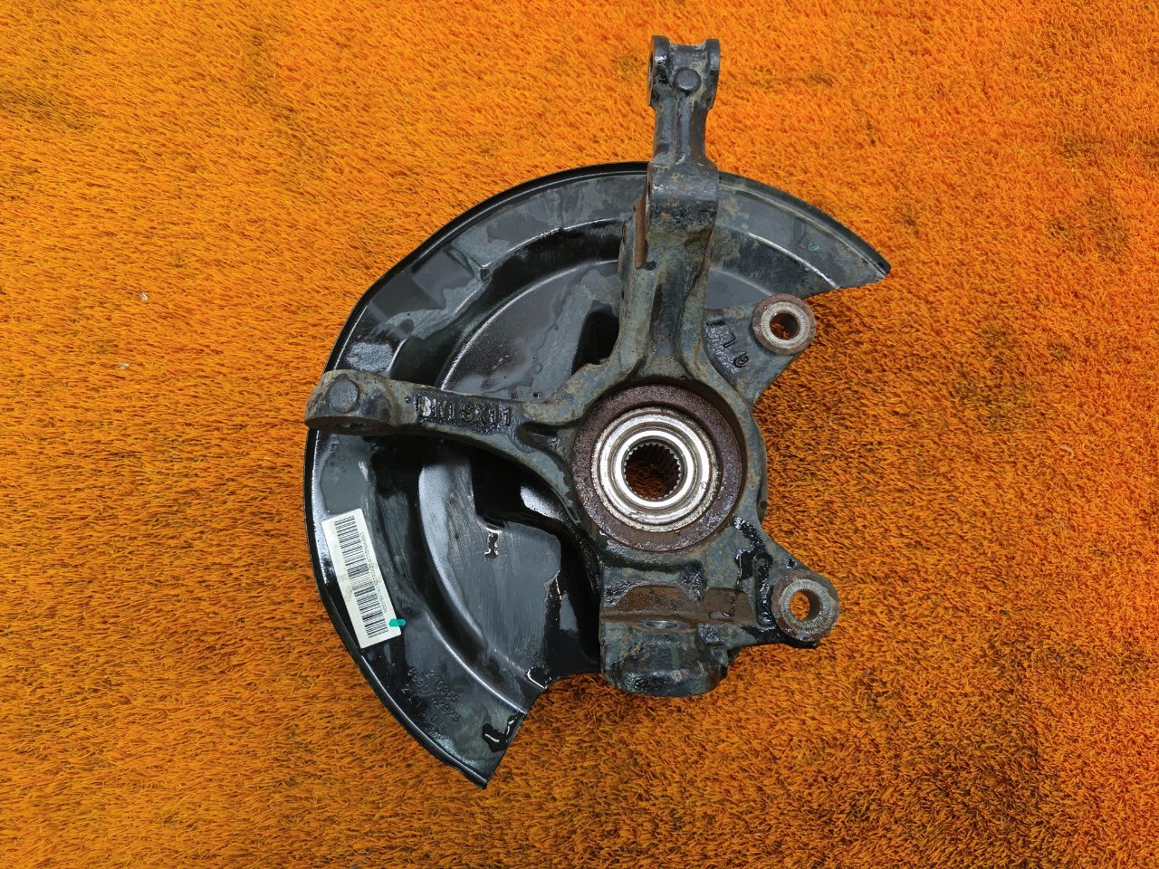 Кулак поворотный