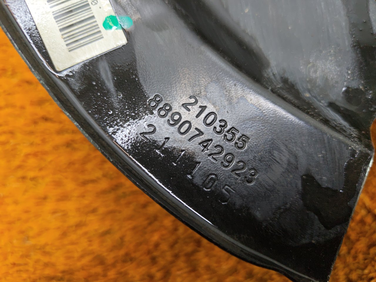 Кулак поворотный