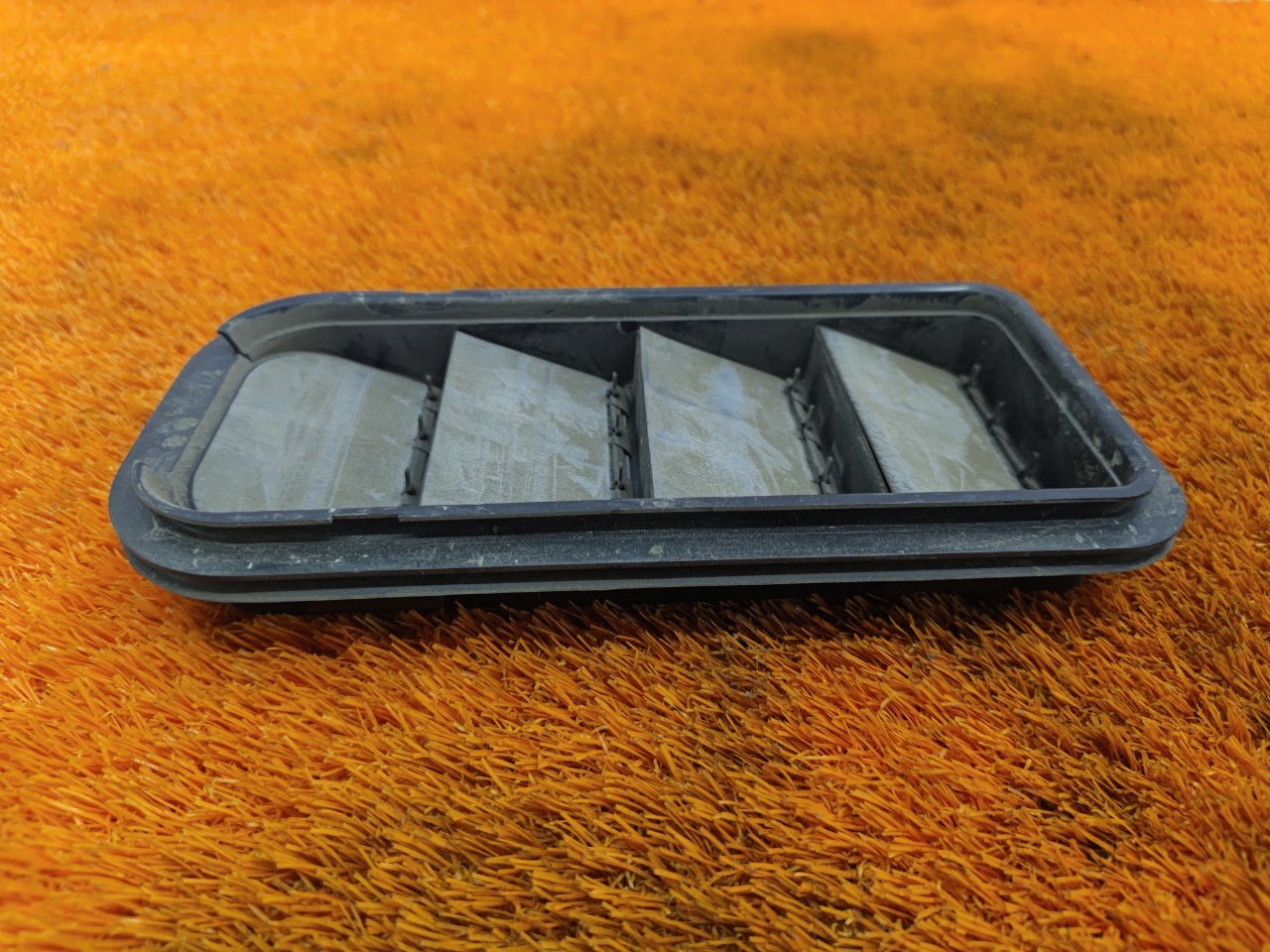 Решетка вентиляционная