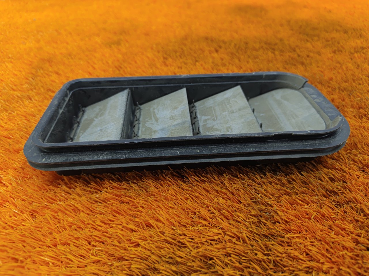 Решетка вентиляционная