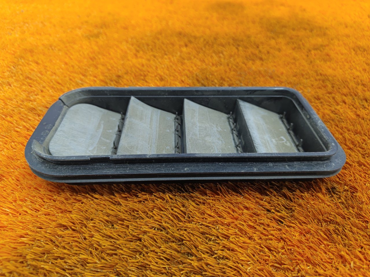 Решетка вентиляционная